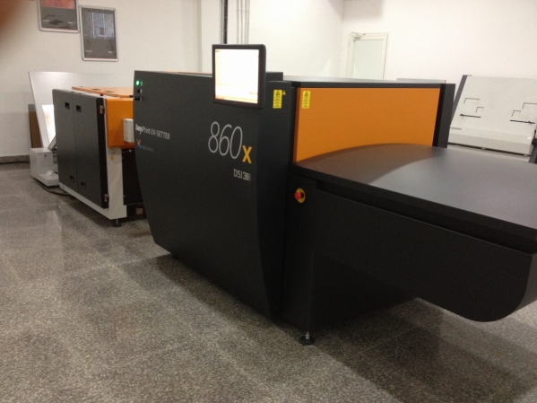 Kuwait: Recent installation by Global Graphics INT Kuwait: BasysPrint UV Setter 863x at German Press Company W.L.L.